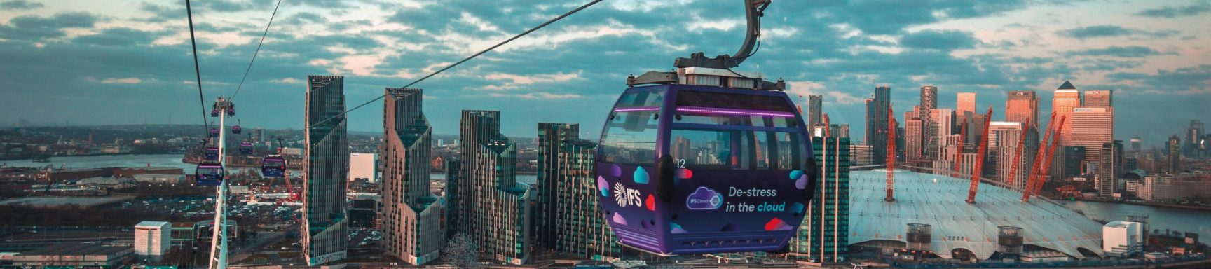 London sightseeing from an open-top bus